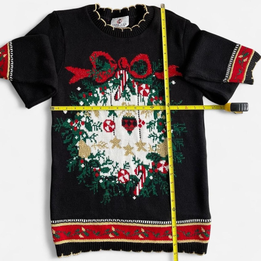 Vintage Cape Cod Sportswear Black Knit Christmas Wreath Holiday Sweater Small - Picture 4 of 6